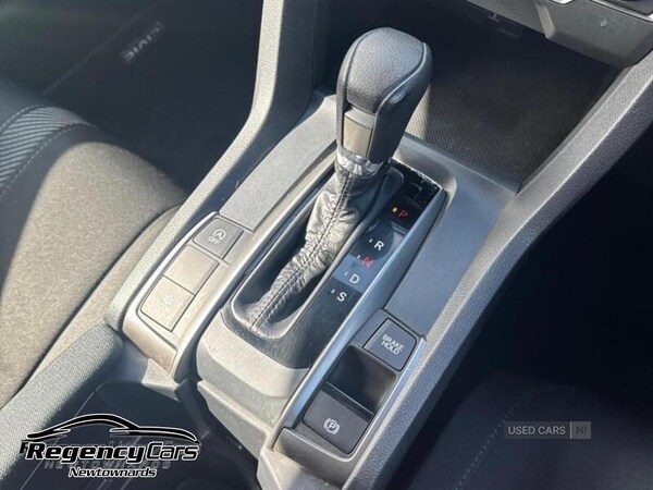 Used Honda Civic 2018 for sale - 76061082: Photo 11