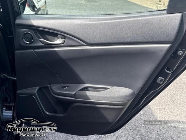 Used Honda Civic 2018 for sale - 76061082: Photo 25