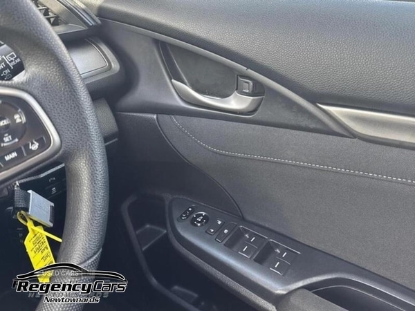 Used Honda Civic 2018 for sale - 76061082: Photo 26