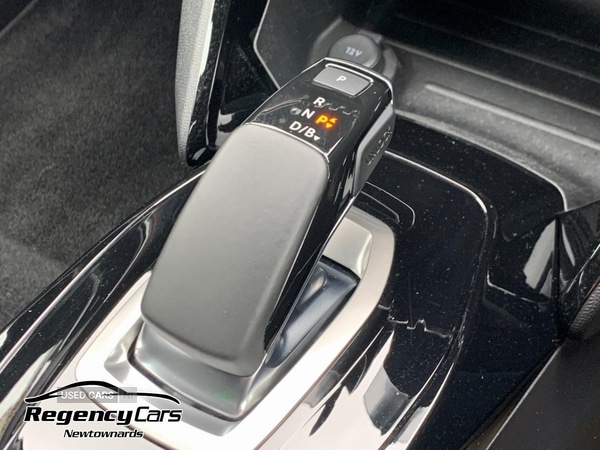 Used Peugeot E-2008 2022 for sale - 77396800: Photo 11