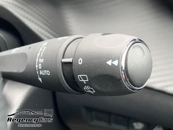 Used Peugeot E-2008 2022 for sale - 77396800: Photo 16