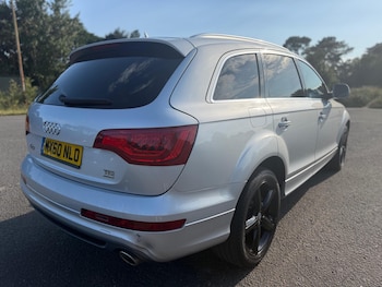 Used Audi Q7 2010 for sale - 79026772: Photo