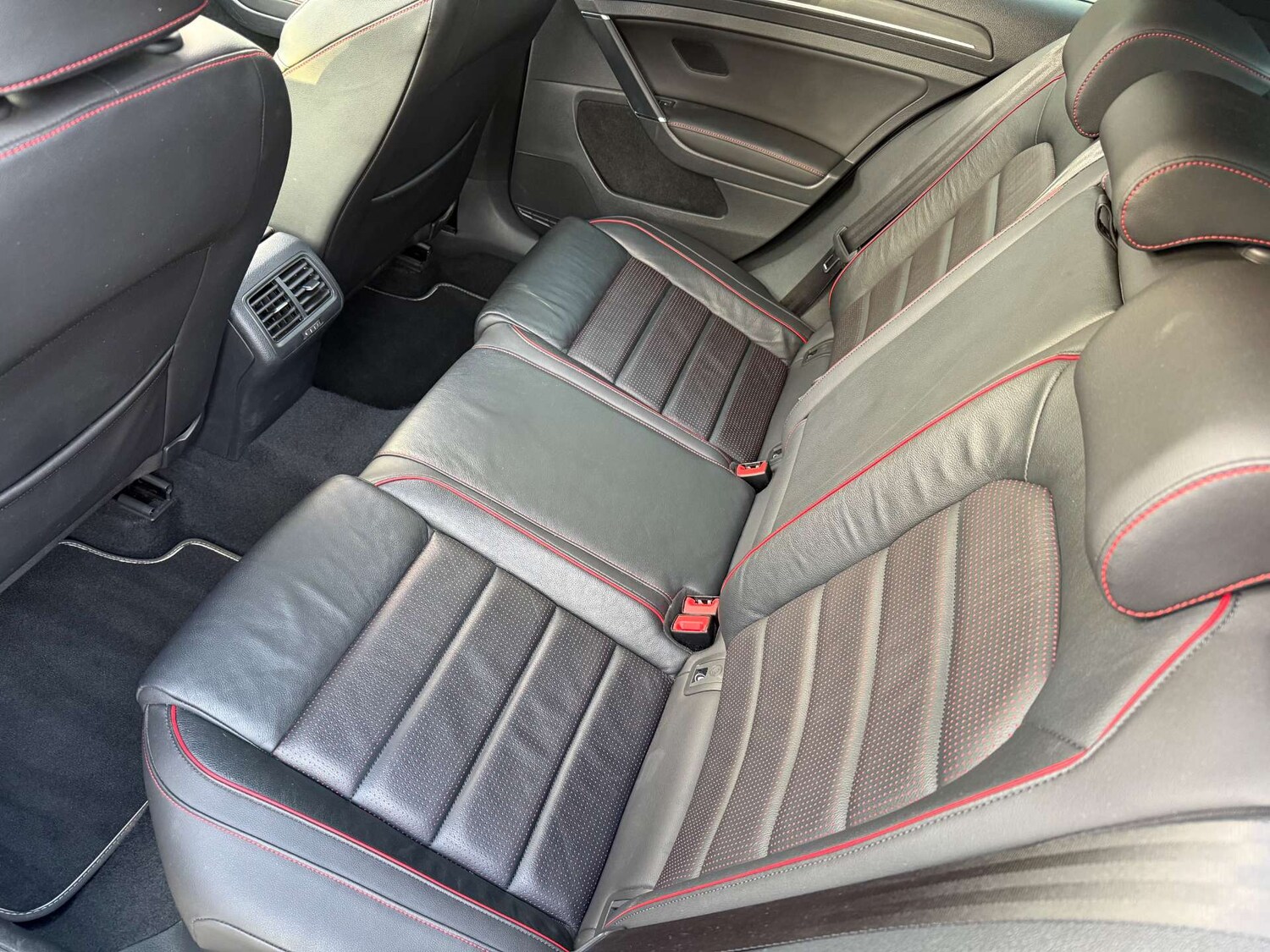 Used Volkswagen Golf 2019 for sale - 76278241: Photo 27