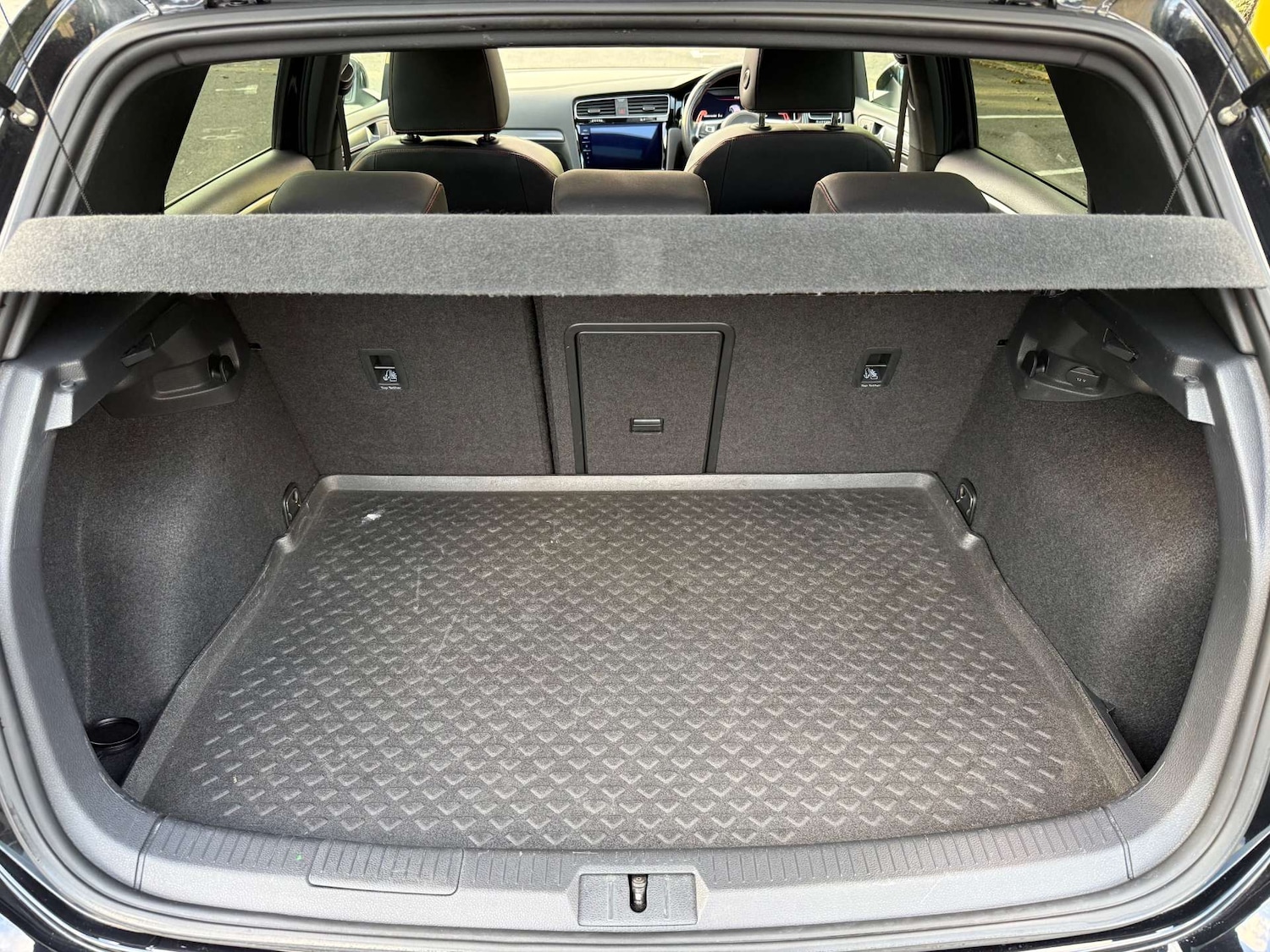 Used Volkswagen Golf 2019 for sale - 76278241: Photo 36