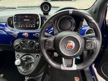 Used Abarth 595 2017 for sale - 75754969: Photo