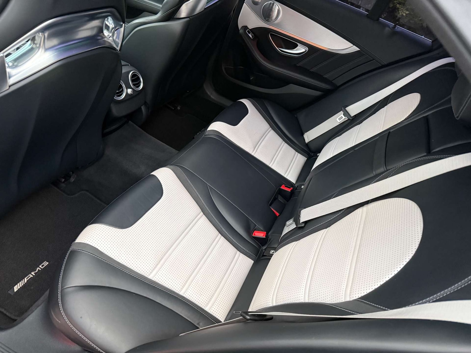 Used Mercedes-Benz C Class 2017 for sale - 76716401: Photo 26