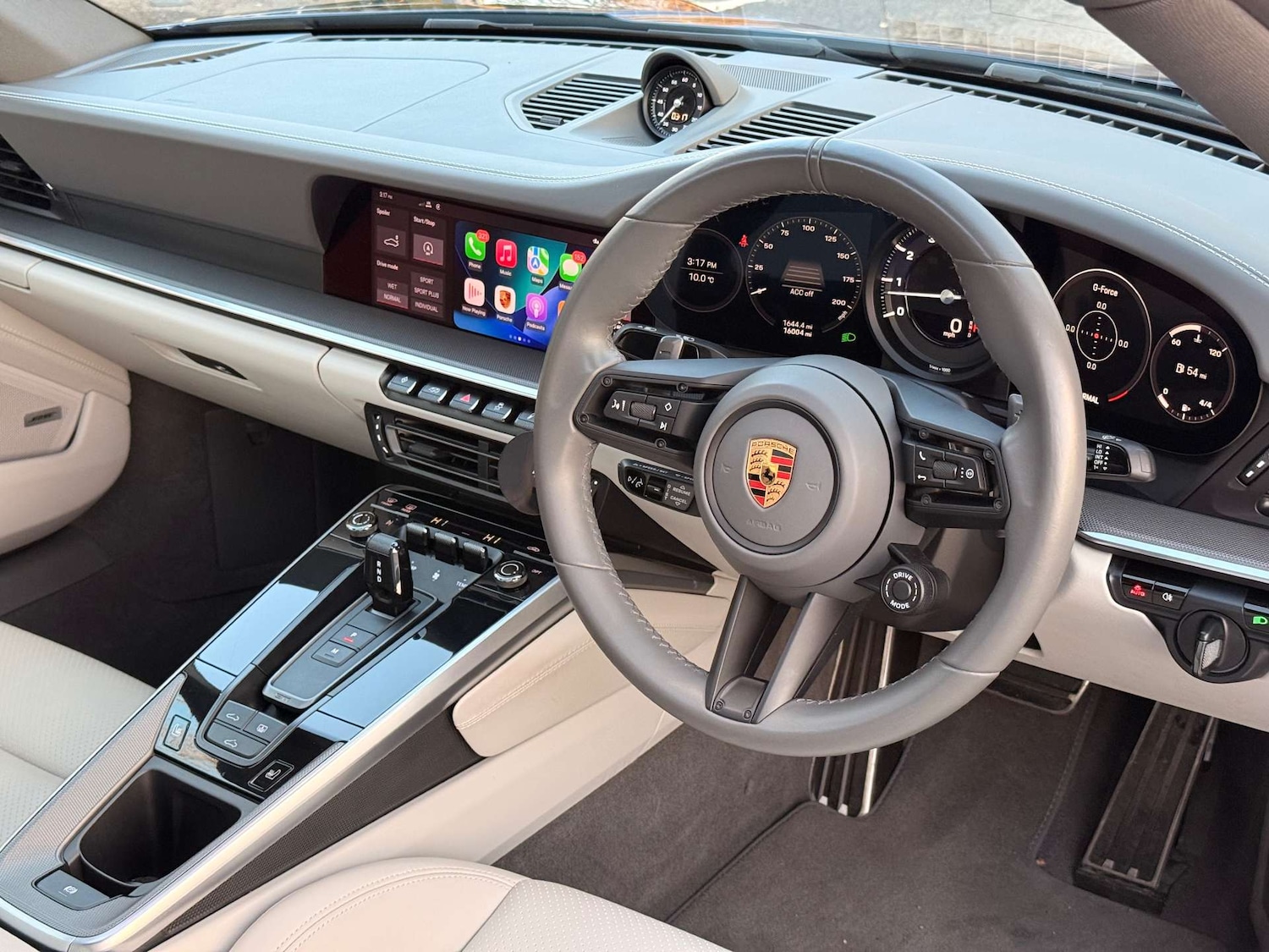 Used Porsche 911 2020 for sale - 76671731: Photo 2