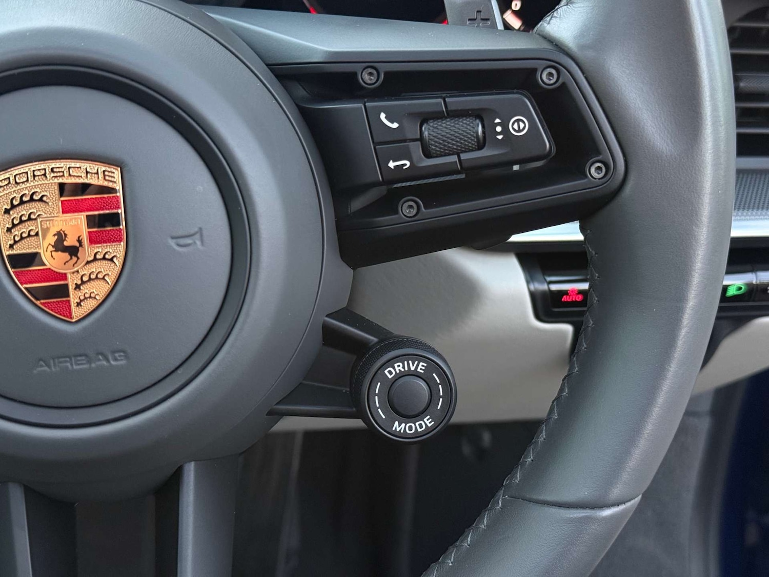 Used Porsche 911 2020 for sale - 76671731: Photo 47