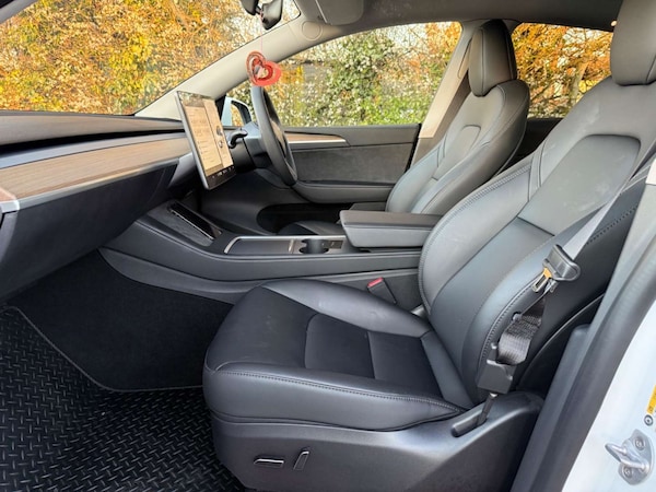 Used Tesla Model Y 2024 for sale - 75468312: Photo 21
