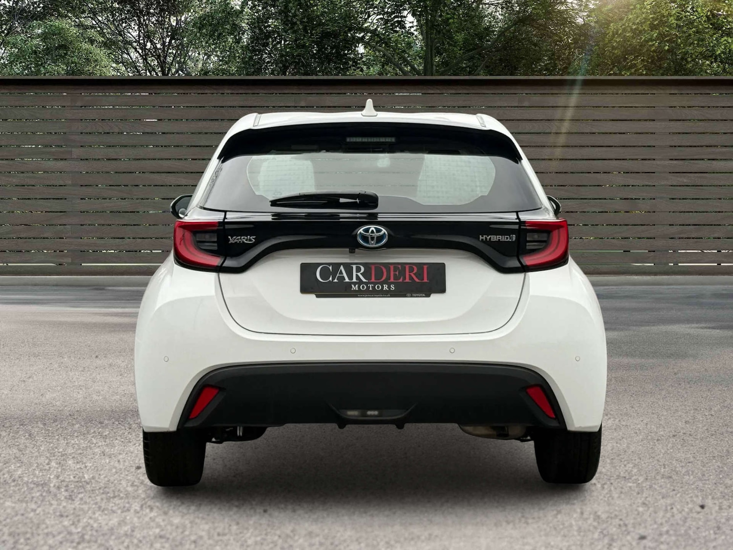 Used Toyota Yaris 2024 for sale - 76670476: Photo 14