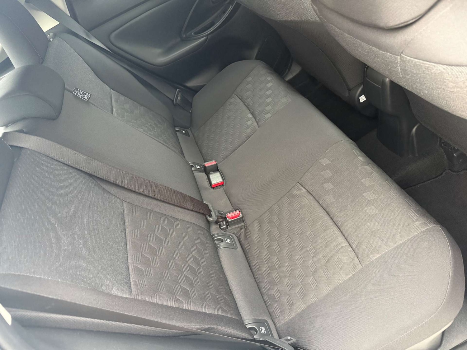 Used Toyota Yaris 2024 for sale - 76670476: Photo 23