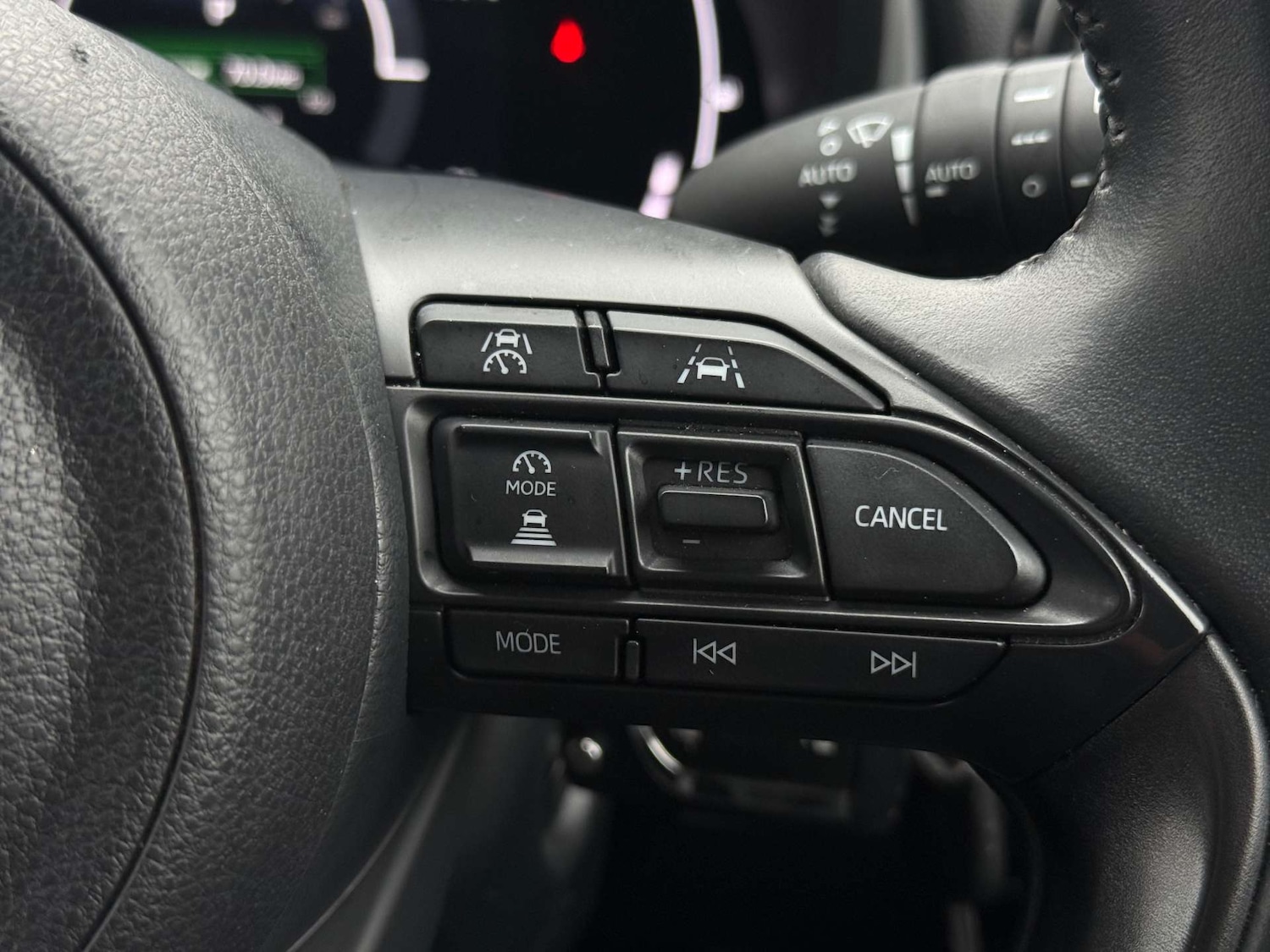 Used Toyota Yaris 2024 for sale - 76670476: Photo 29