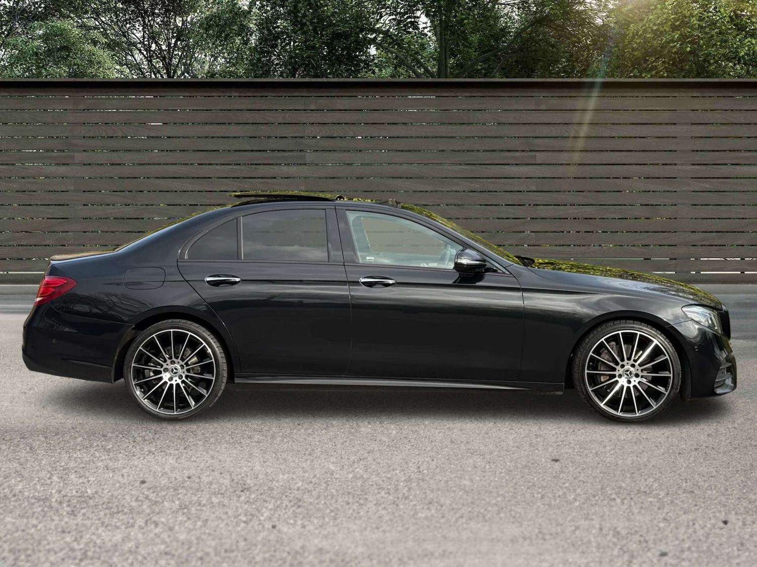 Used Mercedes-Benz E Class 2020 for sale - 76527099: Photo 5