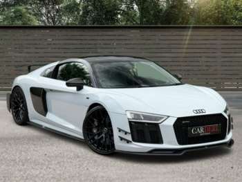 (18) - 5.2 FSI V10 Plus S Tronic quattro Euro 6 (s/s) 2dr
