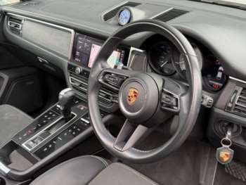 Used Porsche Macan 2021 for sale - 74726637: Photo