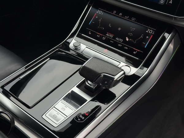 Used Audi Q8 2020 for sale - 76278236: Photo 33