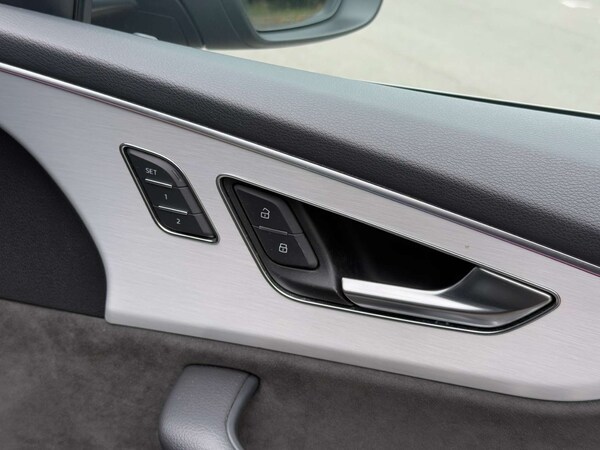 Used Audi Q8 2020 for sale - 76278236: Photo 34