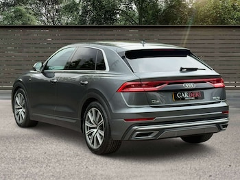 Used Audi Q8 2020 for sale - 76278236: Photo 3