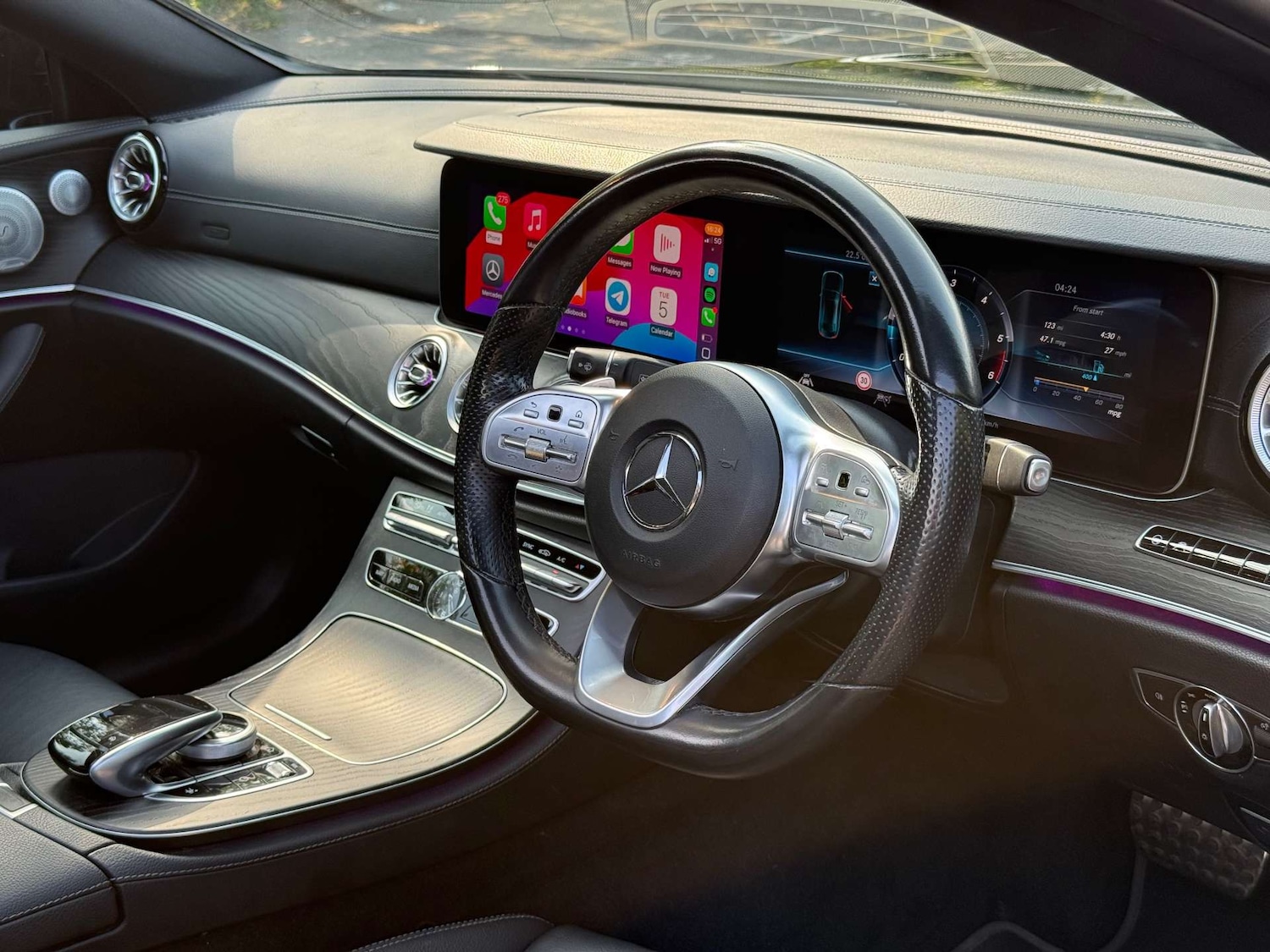 Used Mercedes-Benz E Class 2019 for sale - 76601705: Photo 2