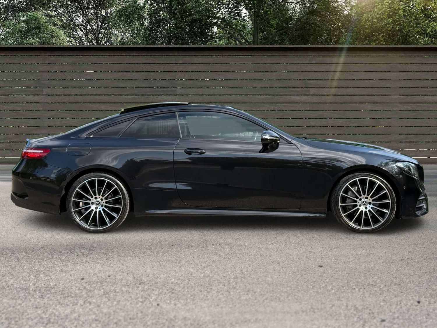 Used Mercedes-Benz E Class 2019 for sale - 76601705: Photo 5