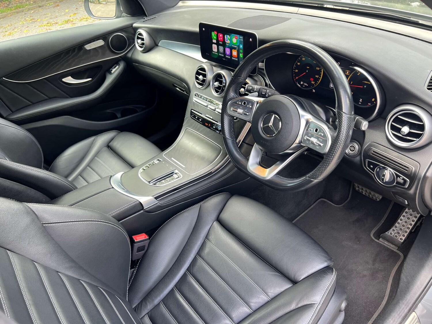 Used Mercedes-Benz GLC 2019 for sale - 75966383: Photo 17
