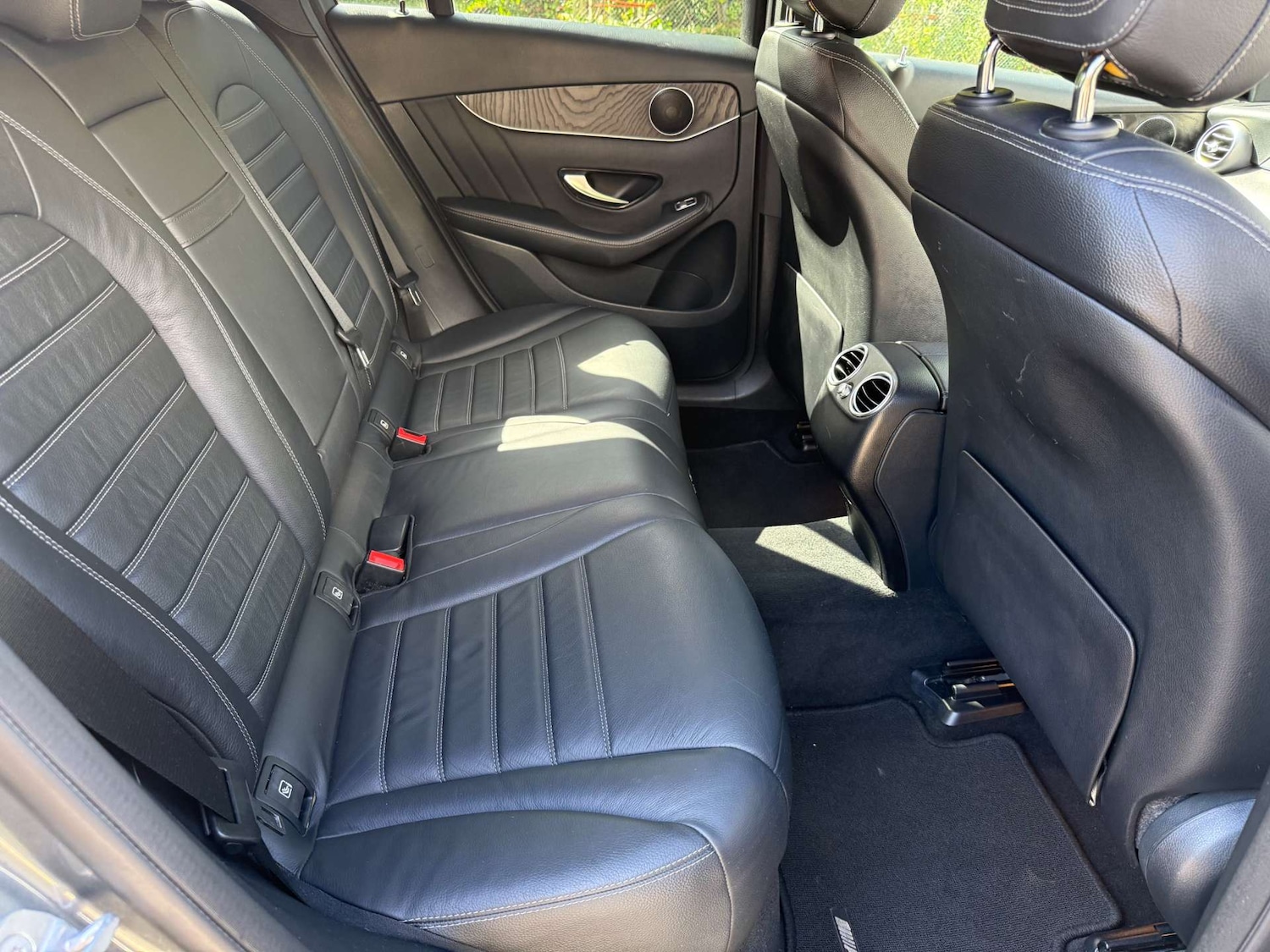 Used Mercedes-Benz GLC 2019 for sale - 75966383: Photo 24