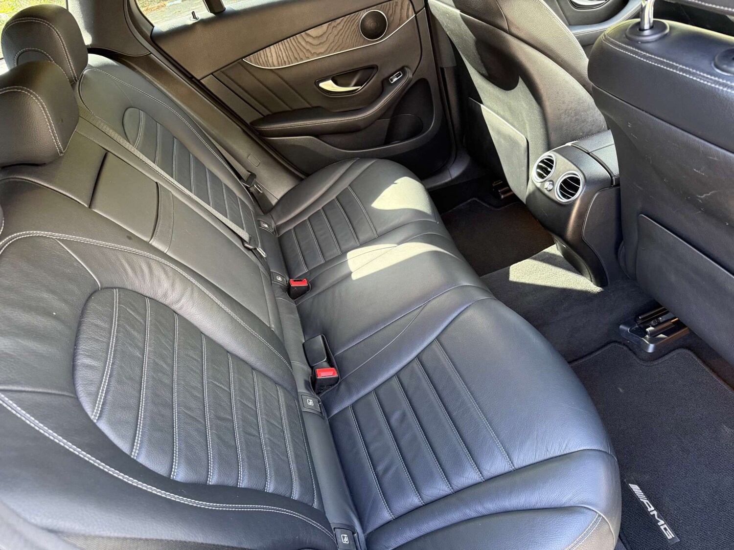 Used Mercedes-Benz GLC 2019 for sale - 75966383: Photo 25