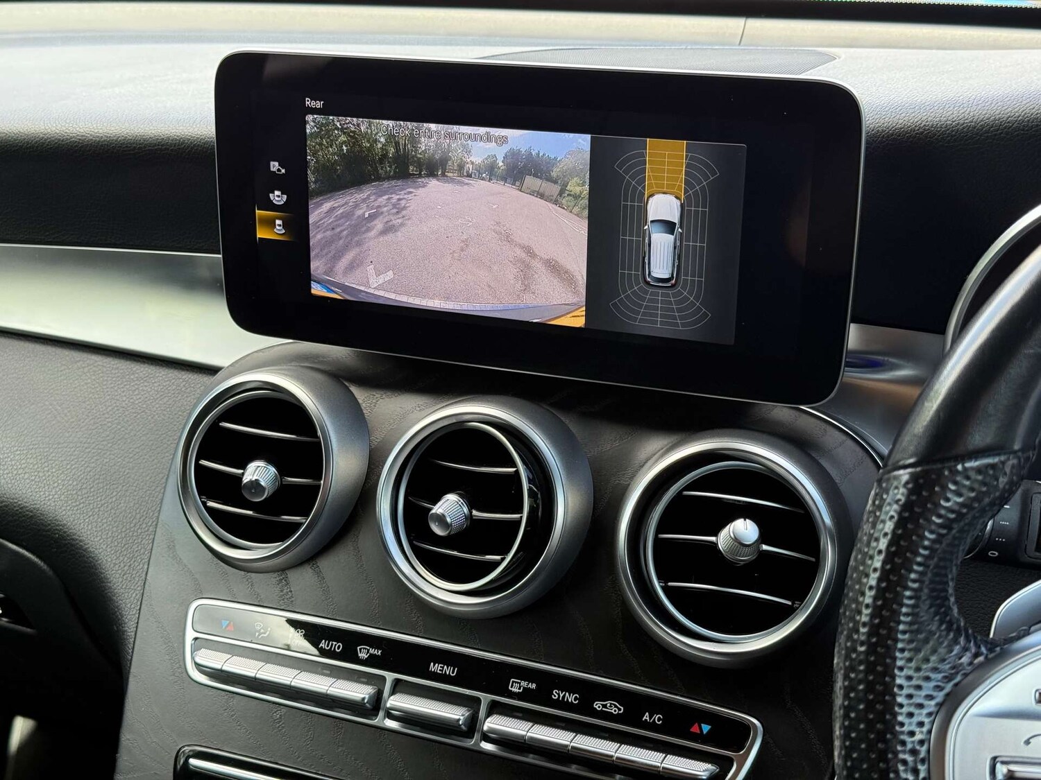 Used Mercedes-Benz GLC 2019 for sale - 75966383: Photo 32