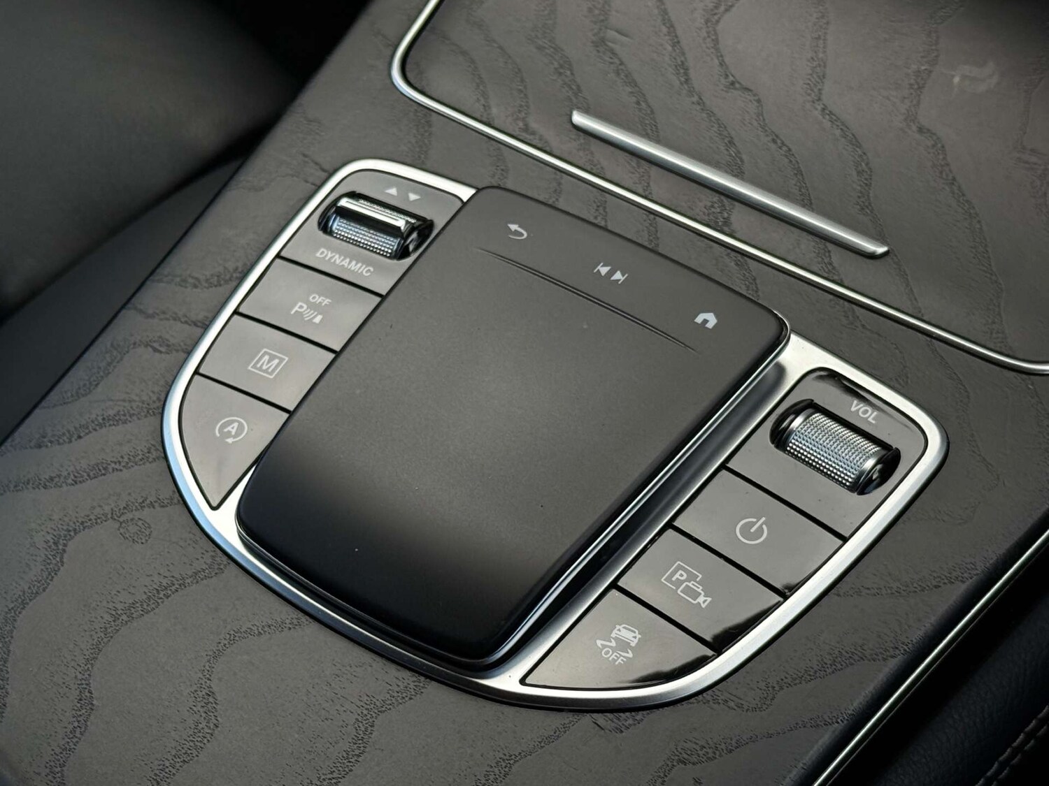 Used Mercedes-Benz GLC 2019 for sale - 75966383: Photo 33