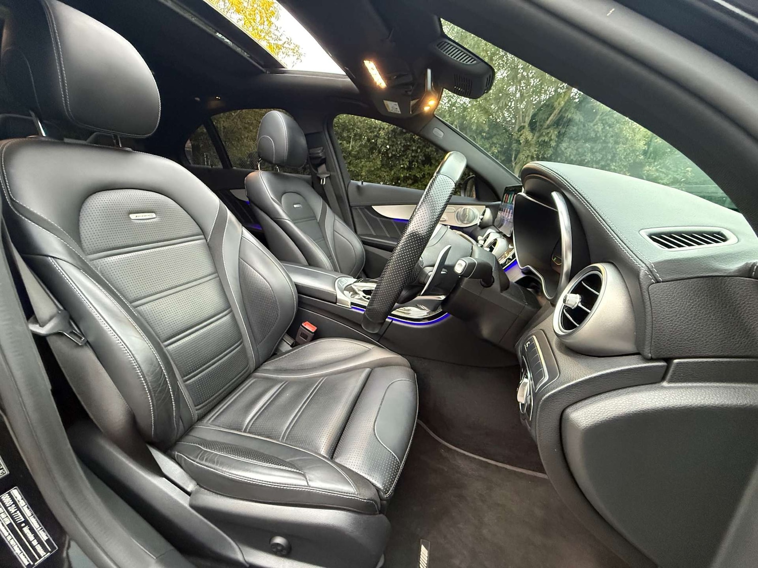 Used Mercedes-Benz C Class 2020 for sale - 76363737: Photo 20