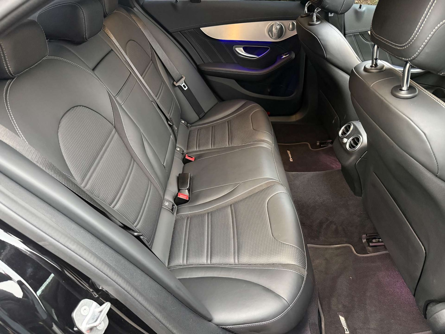 Used Mercedes-Benz C Class 2020 for sale - 76363737: Photo 25