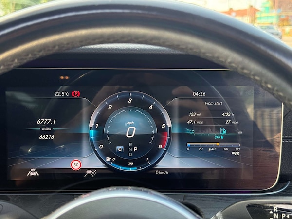 Used Mercedes-Benz E-Class 2019 for sale - 75495286: Photo 34