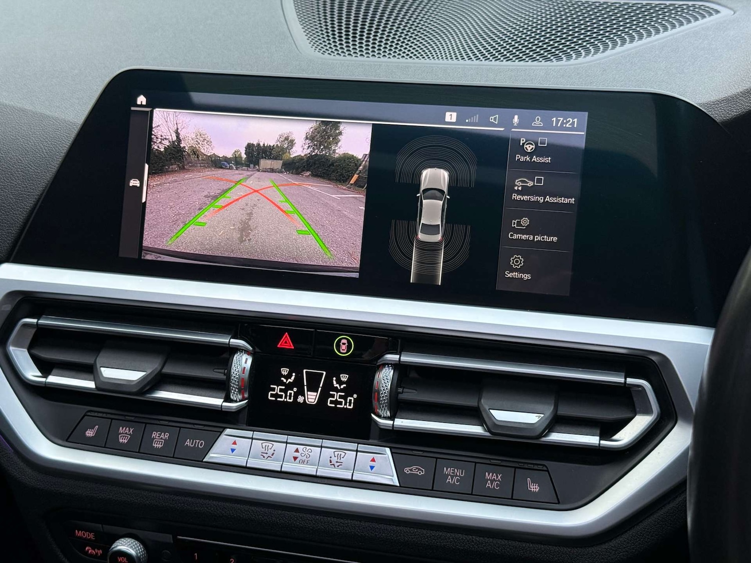 Used BMW 3 Series 2019 for sale - 76369441: Photo 29