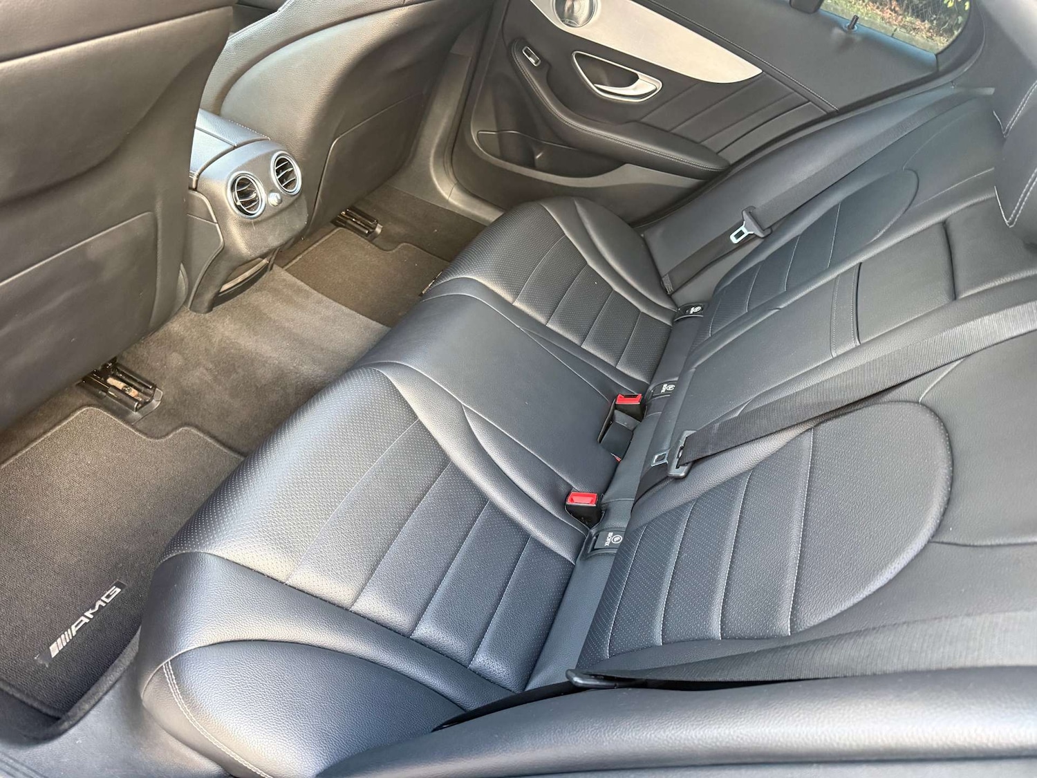 Used Mercedes-Benz C Class 2015 for sale - 76699692: Photo 27