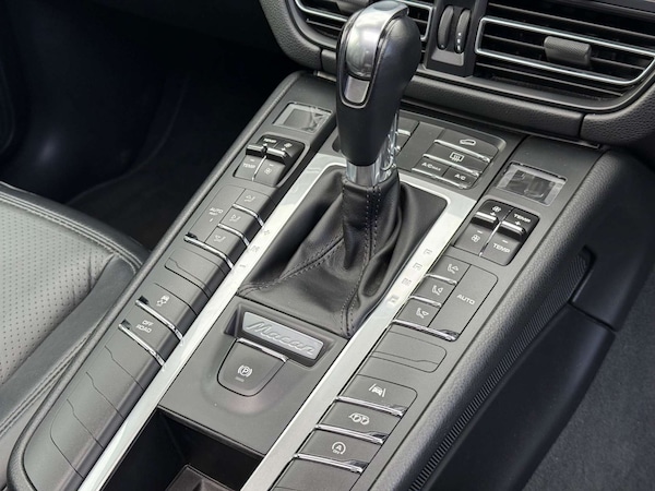 Used Porsche Macan 2019 for sale - 75468308: Photo 32