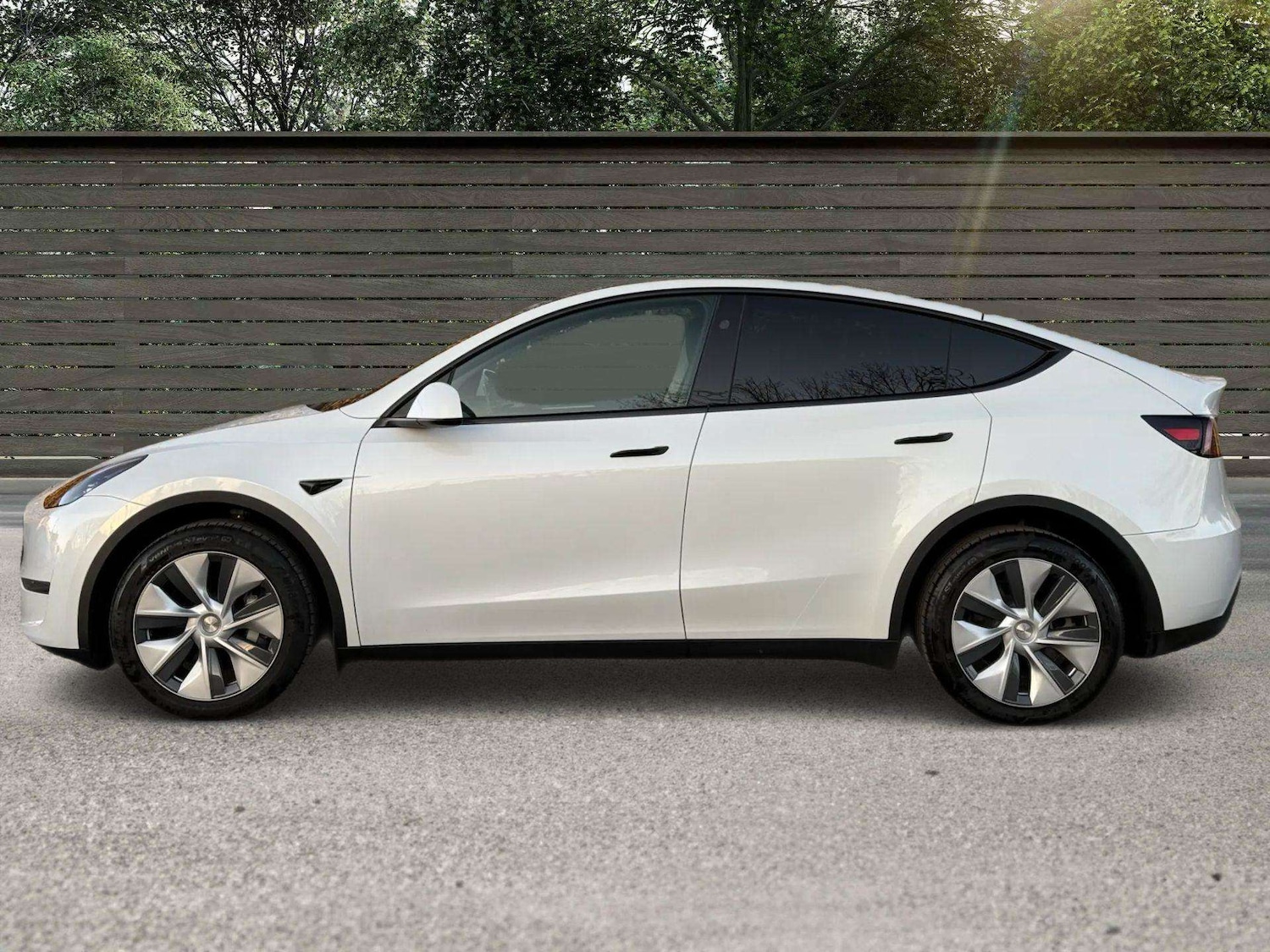 Used Tesla Model Y 2024 for sale - 76601475: Photo 11