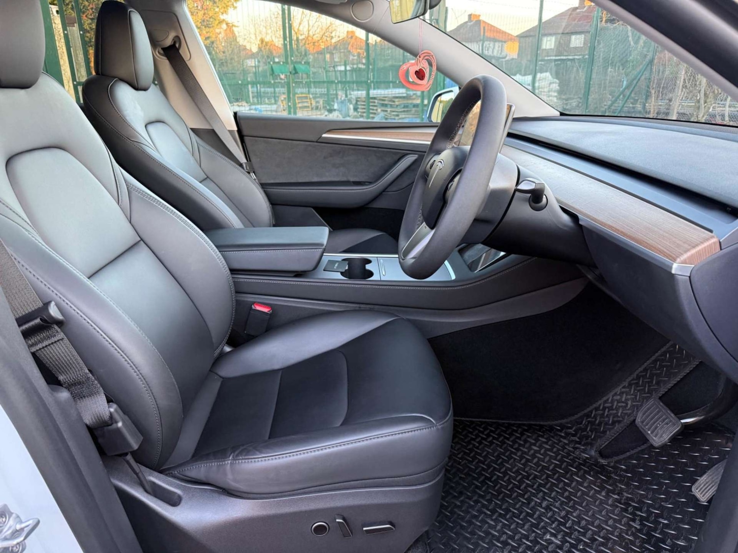 Used Tesla Model Y 2024 for sale - 76601475: Photo 18