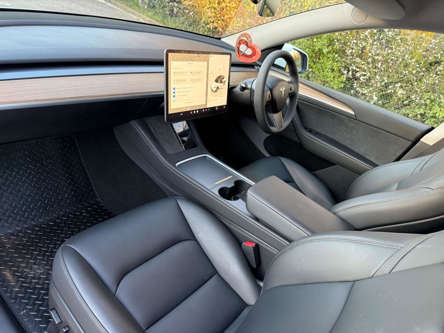 Used Tesla Model Y 2024 for sale - 76601475: Photo 20