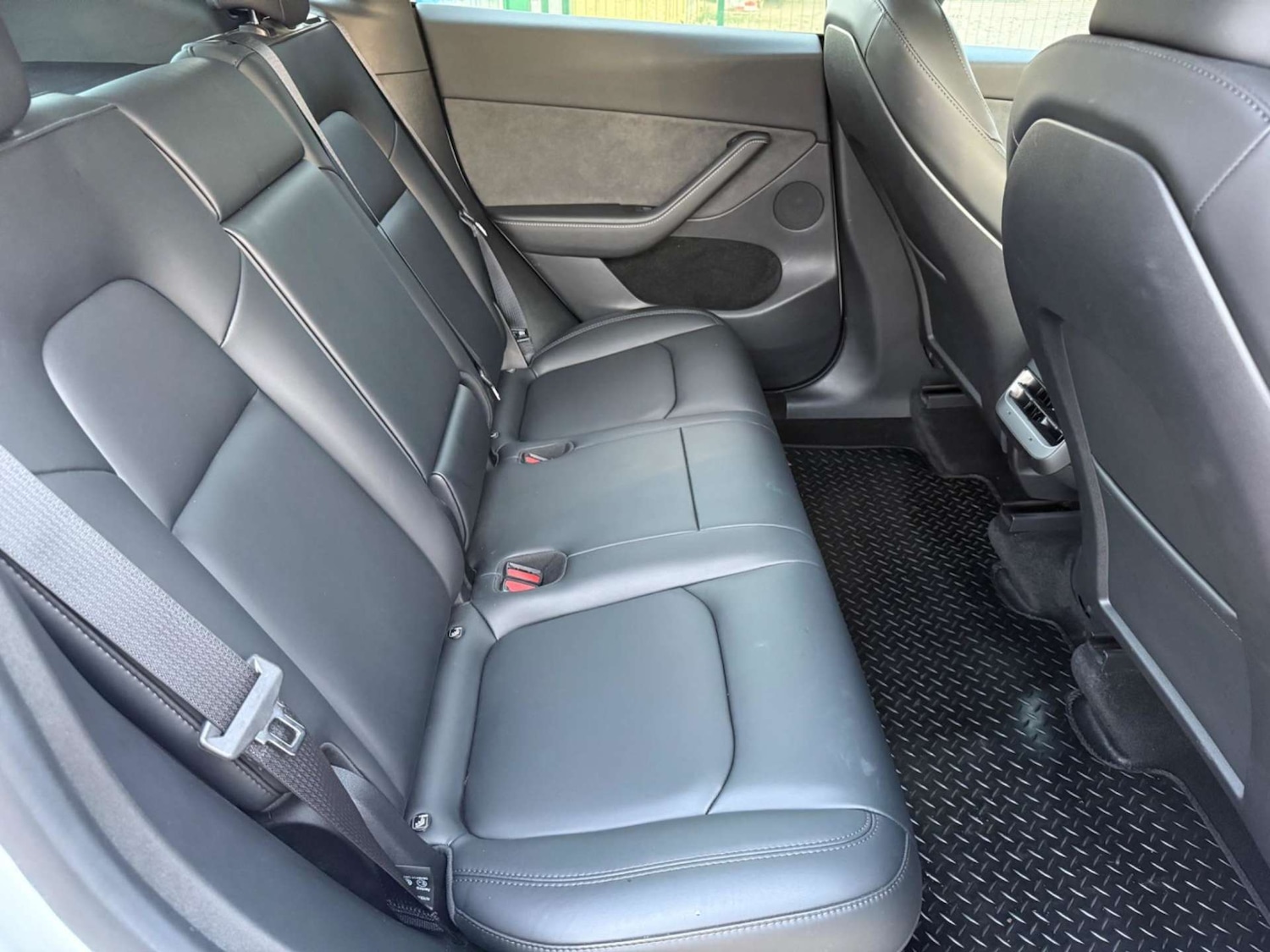 Used Tesla Model Y 2024 for sale - 76601475: Photo 23