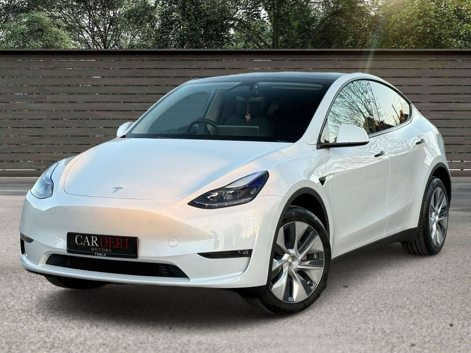 Used Tesla Model Y 2024 for sale - 76601475: Photo 3