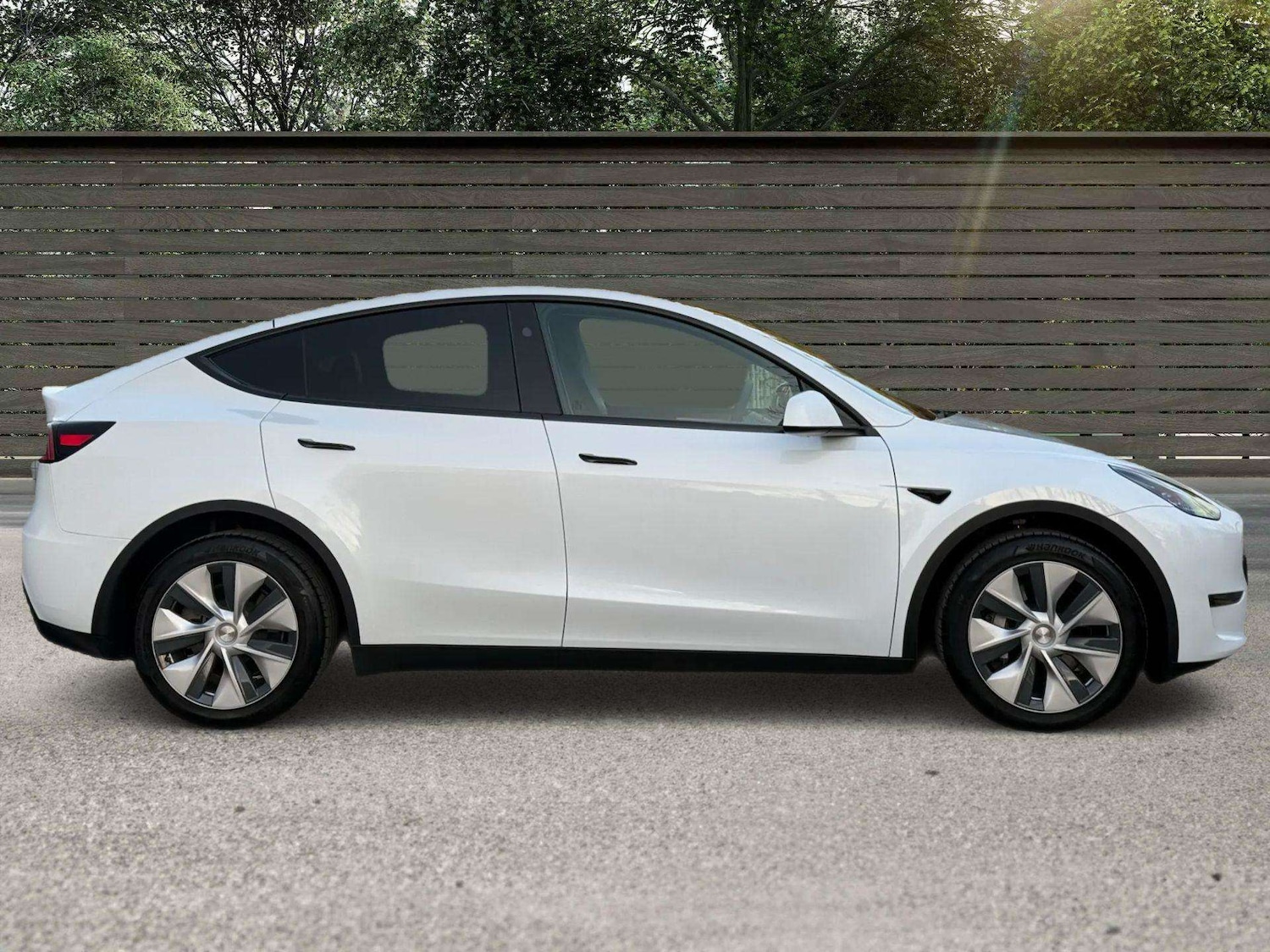Used Tesla Model Y 2024 for sale - 76601475: Photo 5
