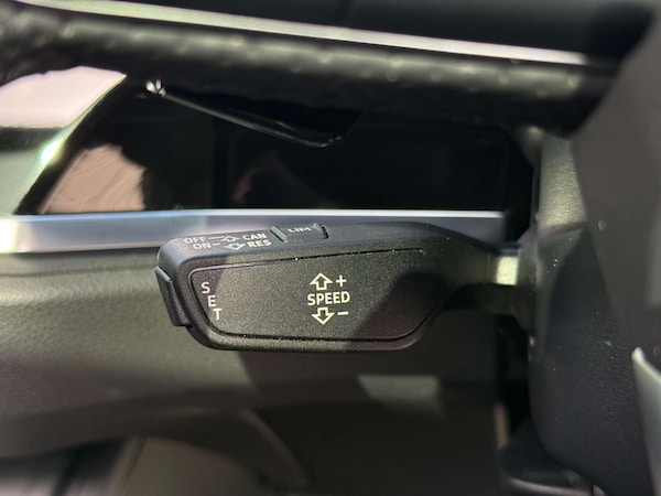 Used Audi Q3 2020 for sale - 76268755: Photo 35