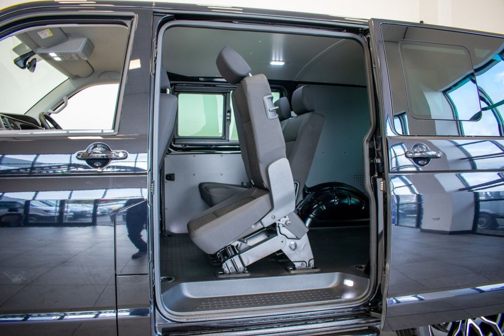 Used Volkswagen Transporter 2024 for sale - 76356241: Photo 13