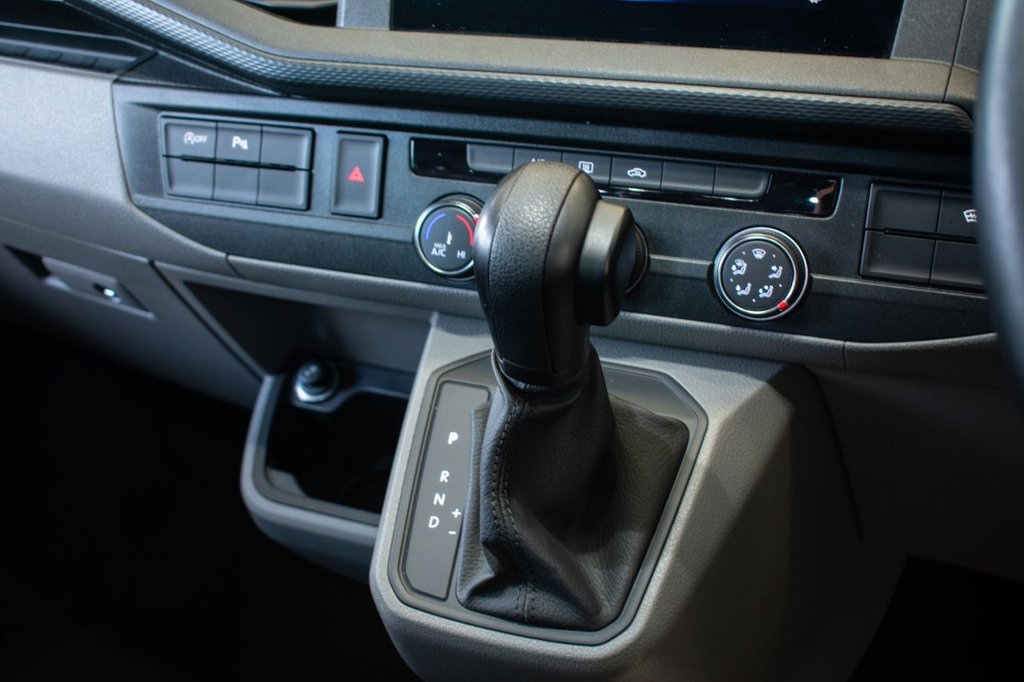 Used Volkswagen Transporter 2024 for sale - 76356241: Photo 23