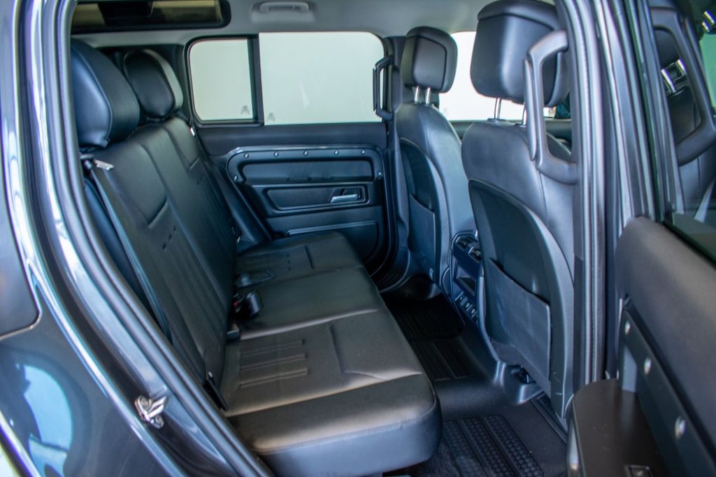 Used Land Rover Defender 2021 for sale - 78030546: Photo 7