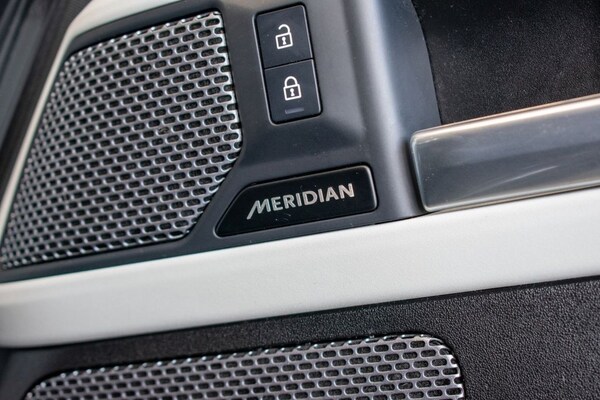 Used Land Rover Defender 2023 for sale - 74876741: Photo 30