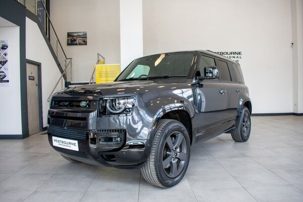 Used Land Rover Defender 2023 for sale - 74876741: Photo 7