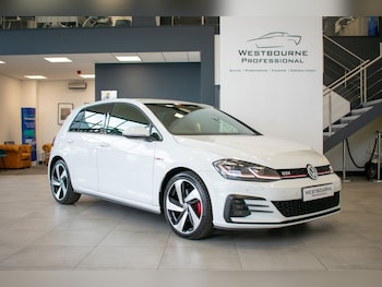 Volkswagen - Golf