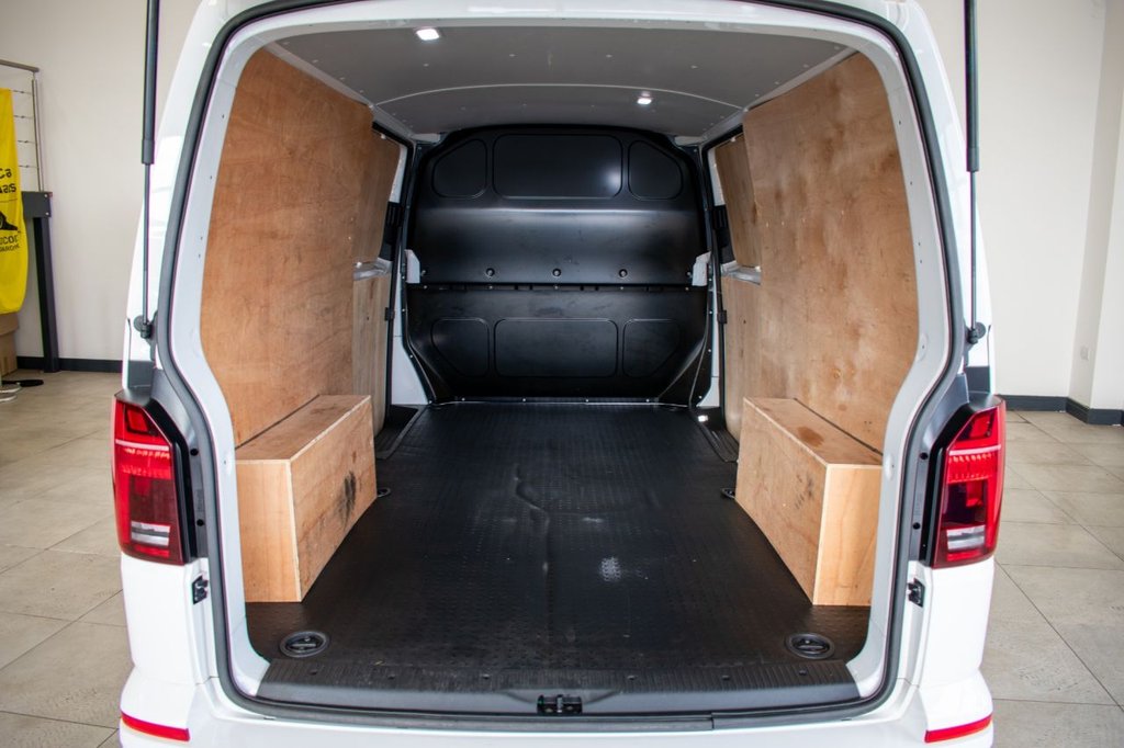 Used Volkswagen Transporter 2024 for sale - 77572011: Photo 14