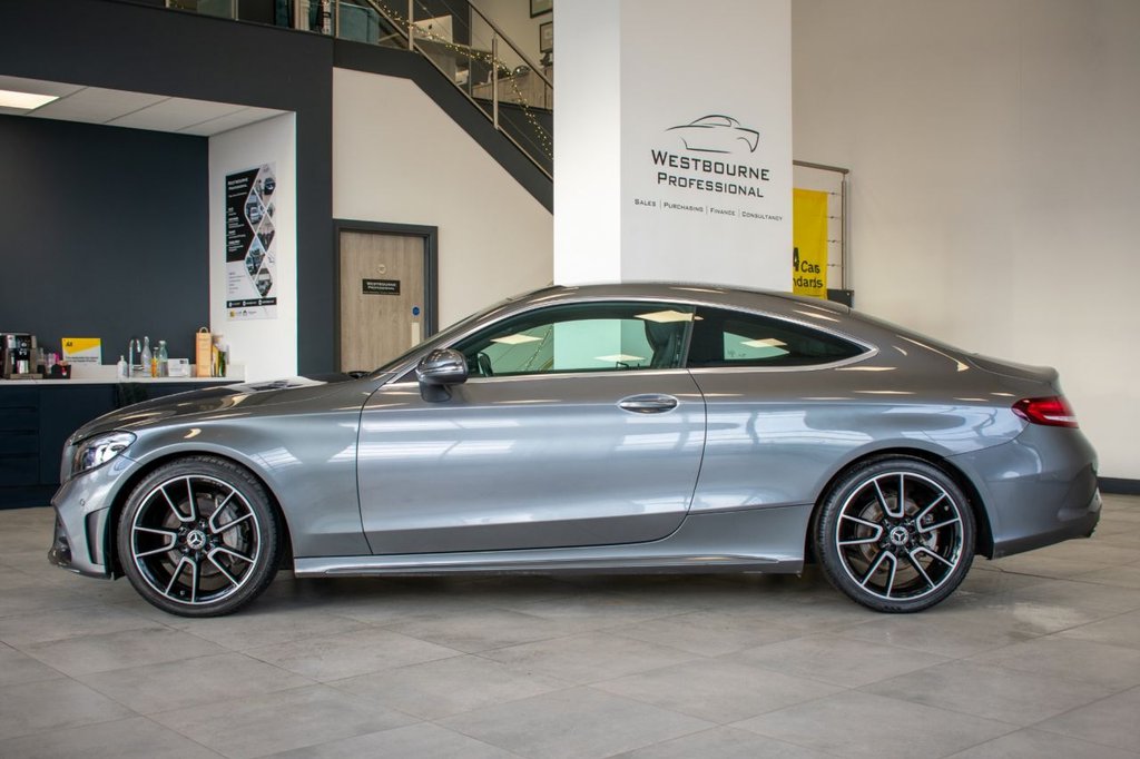 Used Mercedes-Benz C Class 2019 for sale - 76923114: Photo 10